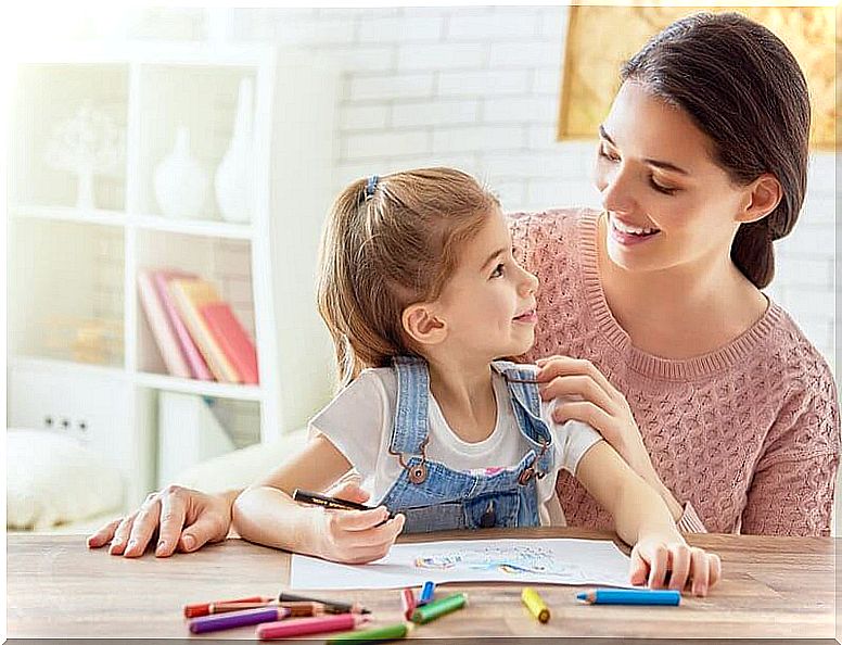 mother and daughter drawing