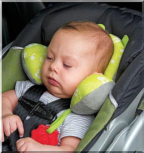 Car seat safety: Never let your child sleep in a car seat