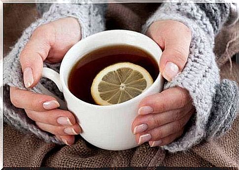 Tea with honey and lemon