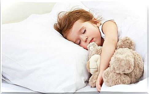 How many hours our children have to sleep at all ages