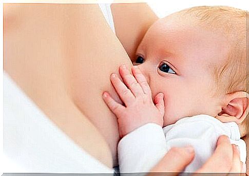 The best positions for breastfeeding