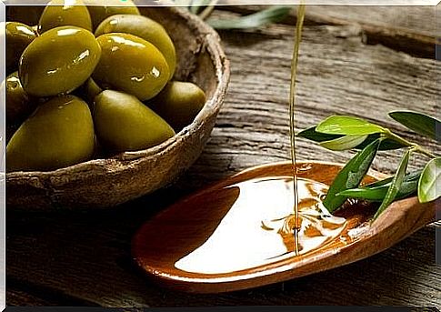 Olive oil is healthy and has many vitamins