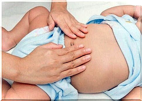 hands on baby belly